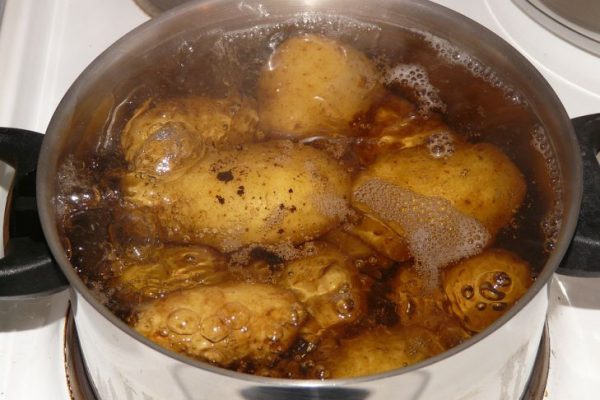кастрюля