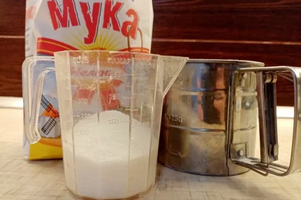 Мука и сахар